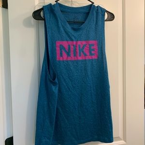 Nike workout tank - L